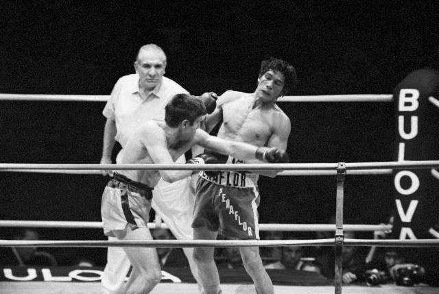 Nino Benvenuti - Carlos Monzon 1971.jpg