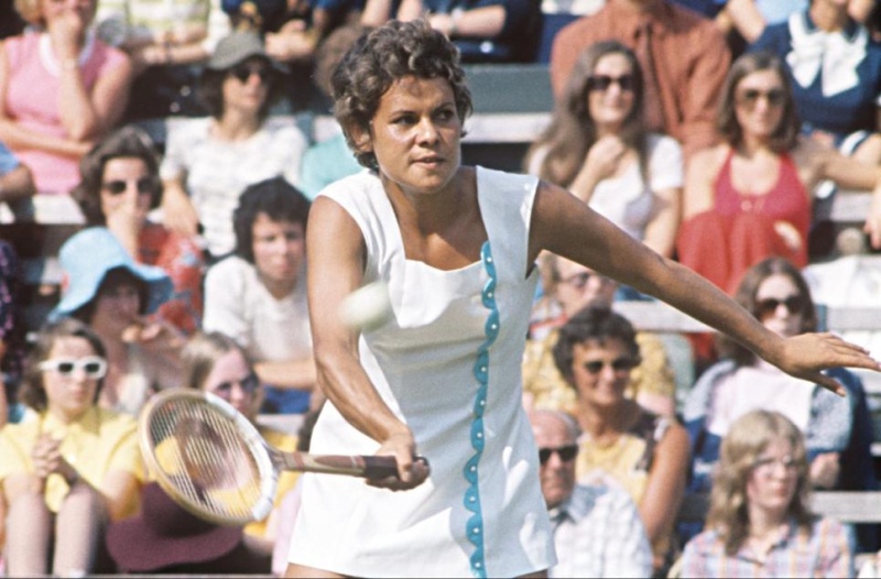 EVONNE GOOLAGONG.jpg