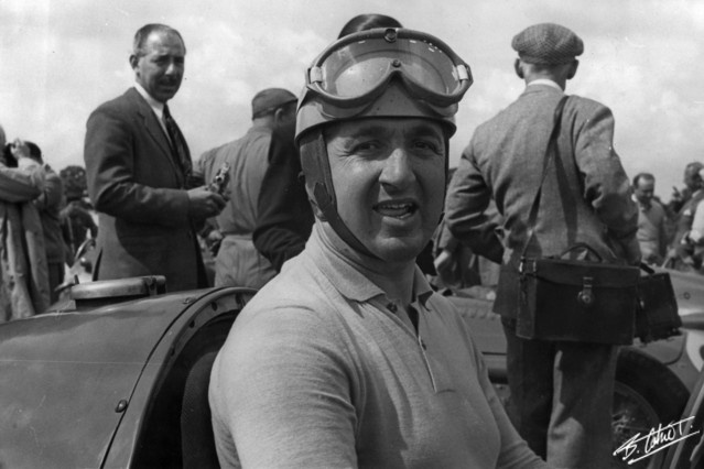 Alberto Ascari 1953.jpg