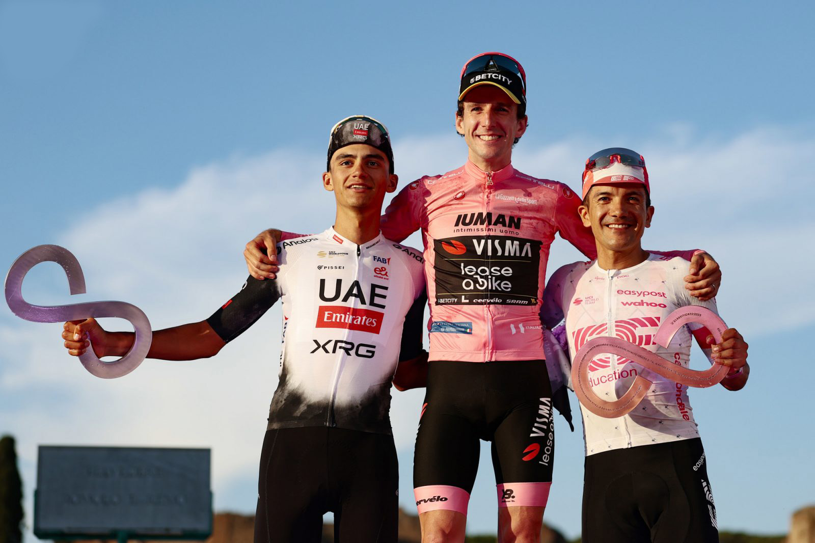 GIRO 2025.jpg