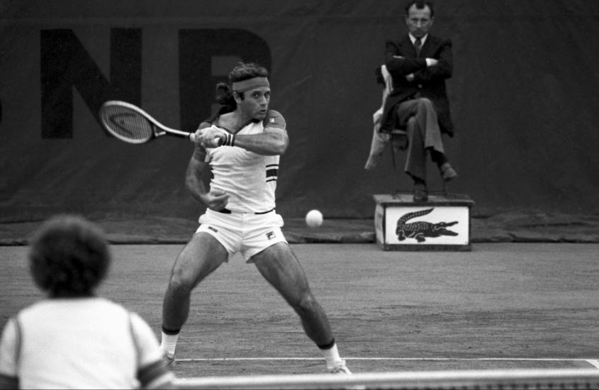 GUILLERMO VILAS.jpg