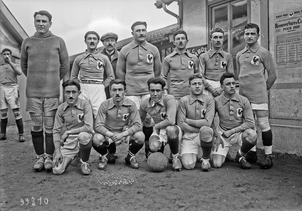 [Stade]_Buffalo_19-3-25_[football]_association_[...]Agence_Rol_btv1b531437565.JPEG