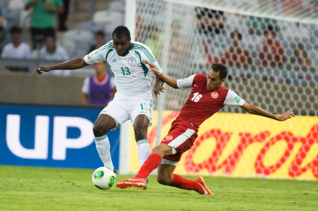 Ricky Aitamai (Tahiti) Fegor Ogude (Nigeria).jpg
