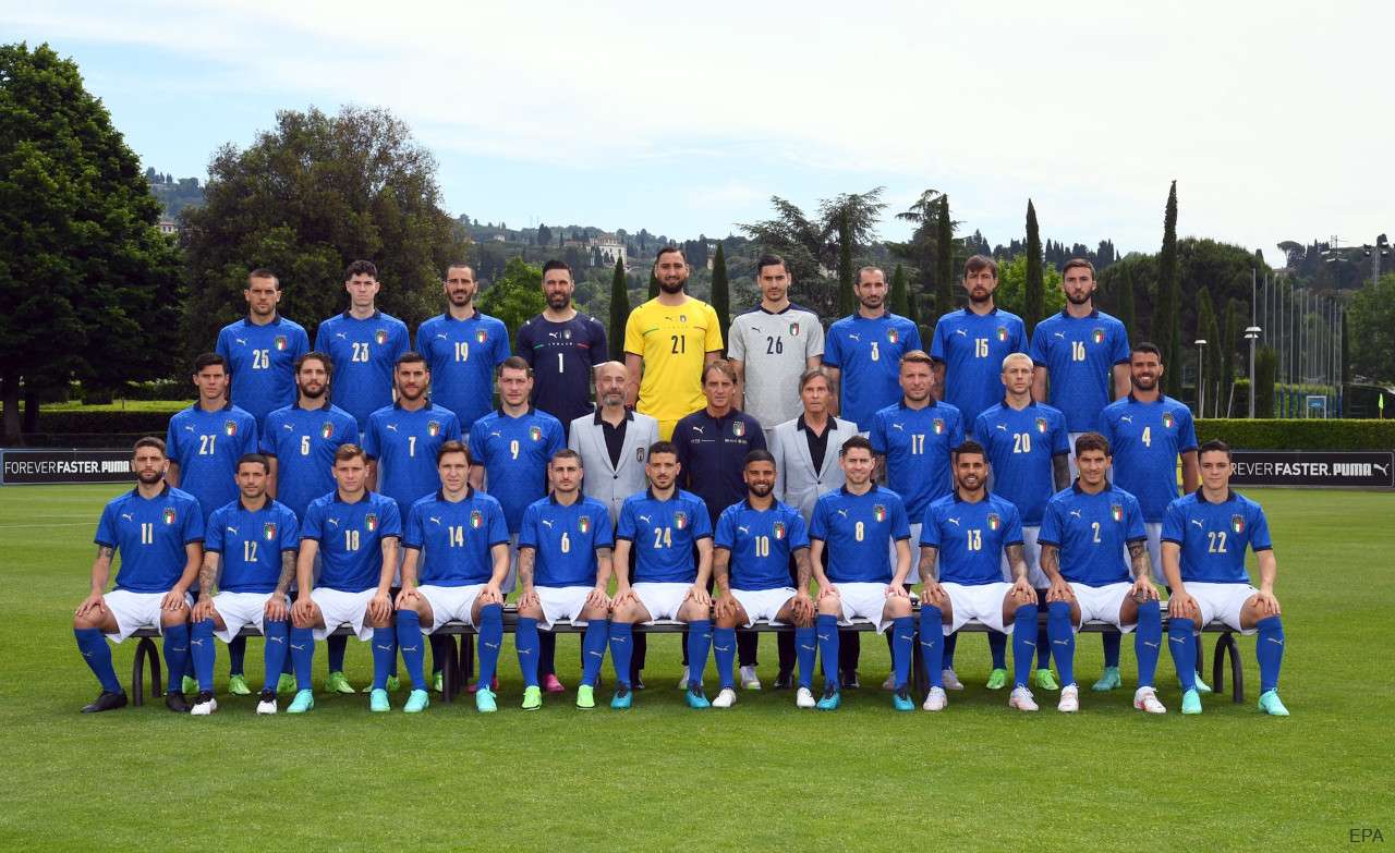 Italy-Euro-2020-official-team-photo.jpg