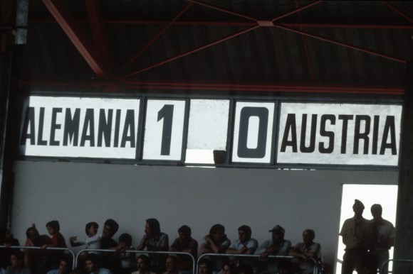 fussball-wm-1982-deutschland-oesterreichio.jpg