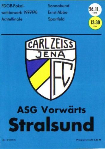 Carl zeiss Jena - Vorwärts Stralsund 1977.JPG