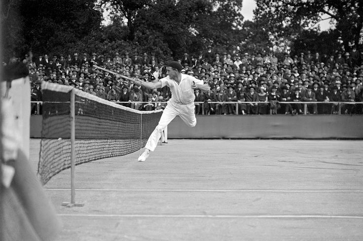 Jean Borotra 1924.jpg