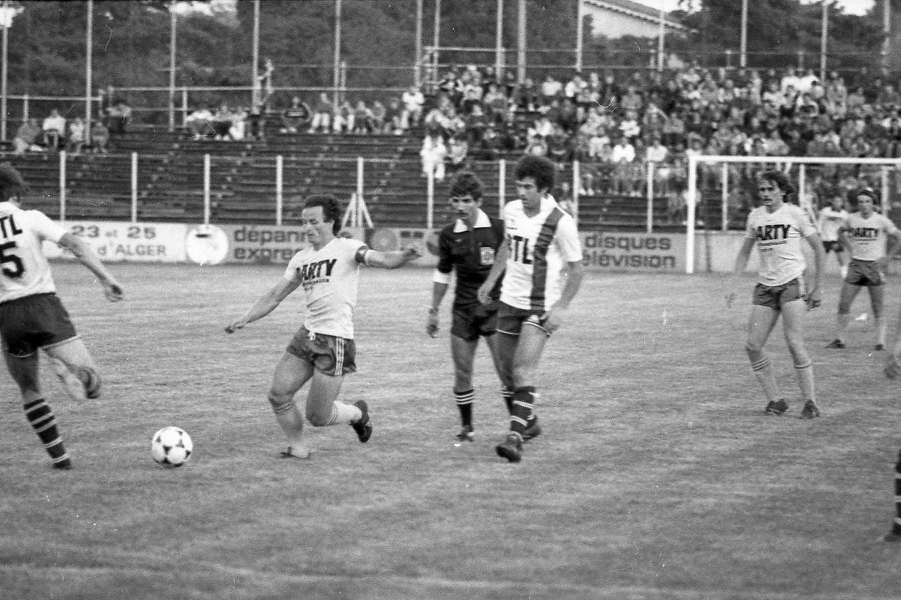 81 82 _Toulon_PSG_amical_DahlebvsDalgerEBMLuccioni.jpg