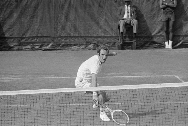 Tom Okker 1968.jpg