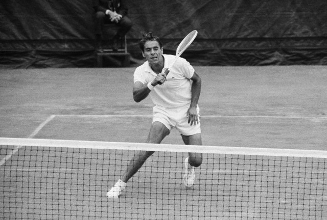 Pancho Gonzales 1968.jpg