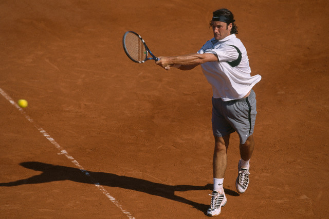 Carlos Moya 1999.jpg