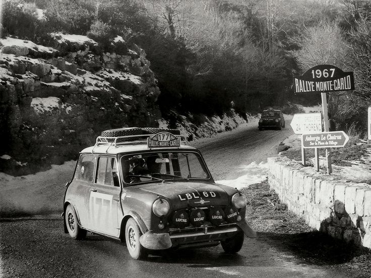 Rauno Aaltonen et Henry Liddon Mini Cooper S Rallye Monte-Carlo 1967.jpg