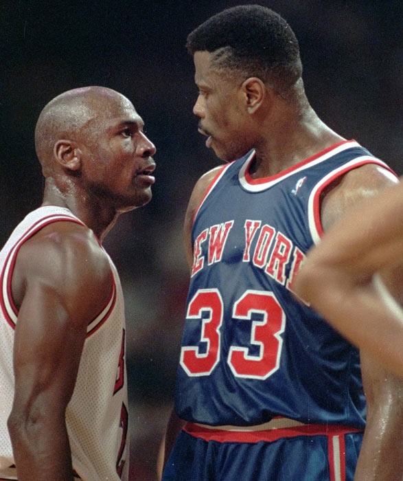 Michael Jordan et Patrick Ewing.jpg