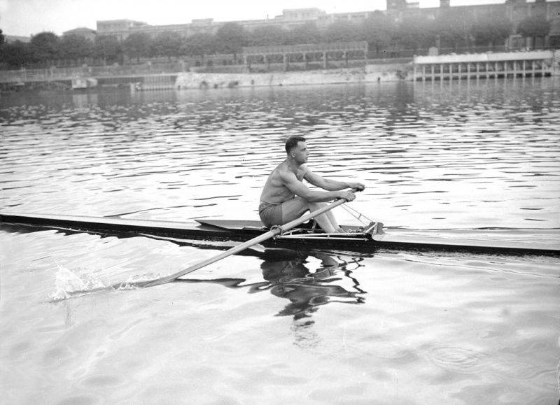 Jean Séphériadès (aviron).jpg